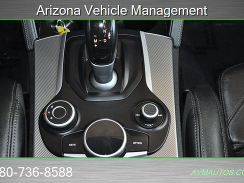 Used 2018 Alfa Romeo Stelvio Ti Sport image 36