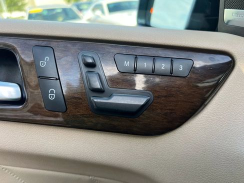 Used 2015 Mercedes-Benz GL 450 4MATIC image 19