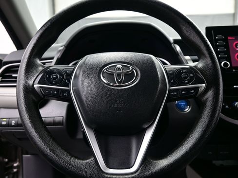 Used 2024 Toyota Camry LE FWD image 23