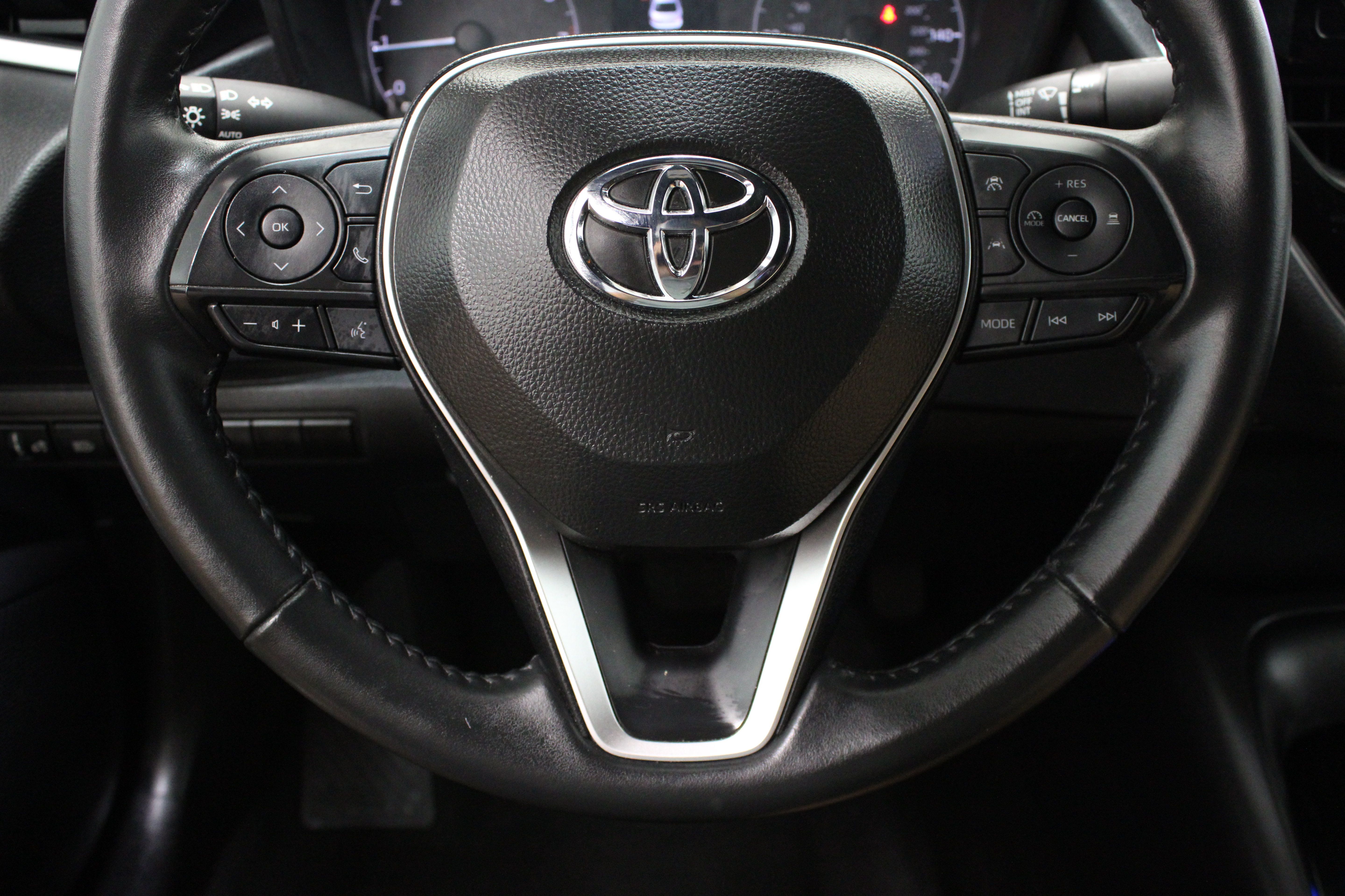 Used 2025 Toyota Corolla SE FWD image 22