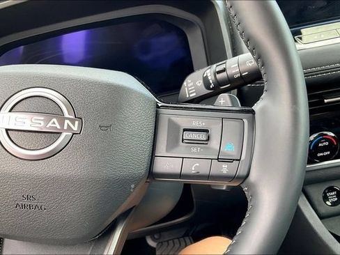Used 2026 Nissan Rogue SL FWD image 12