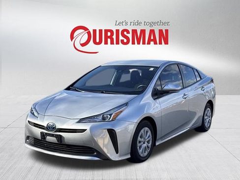 Used 2020 Toyota Prius L Eco image 5