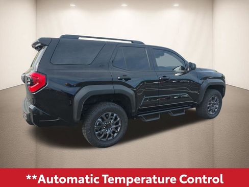 Used 2025 Toyota 4Runner SR5 image 5
