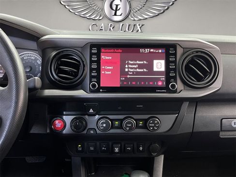 Used 2020 Toyota Tacoma TRD Sport image 15