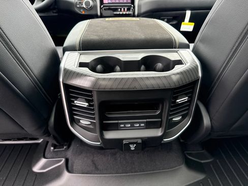 New 2026 RAM 1500 Big Horn AWD/4WD image 22