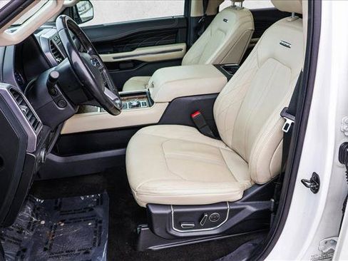 Used 2020 Ford Expedition Platinum image 12