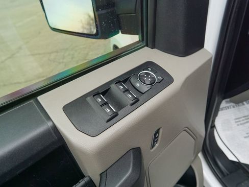 Used 2020 Ford F150 XL w/ Equipment Group 101A Mid image 17