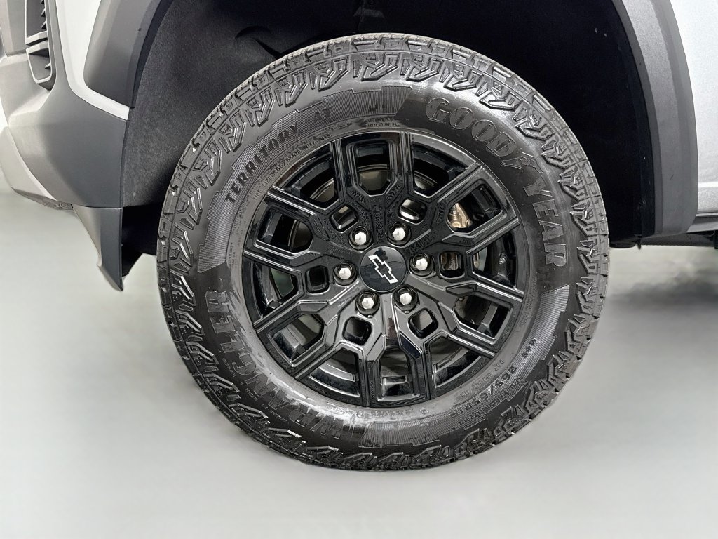 Used 2026 Chevrolet Colorado Trail Boss AWD/4WD image 29