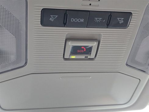 Used 2023 Toyota RAV4 LE image 22