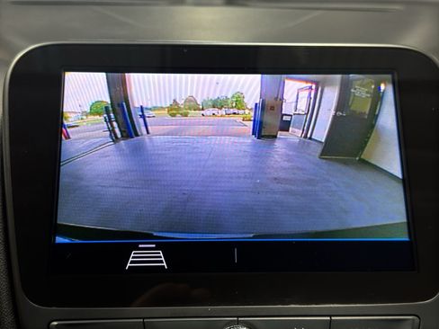 Used 2020 Chevrolet Malibu LS FWD image 26