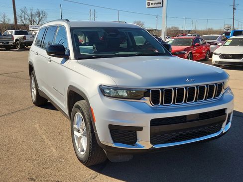 Used 2023 Jeep Grand Cherokee L Laredo w/ Luxury Tech Group I image 6
