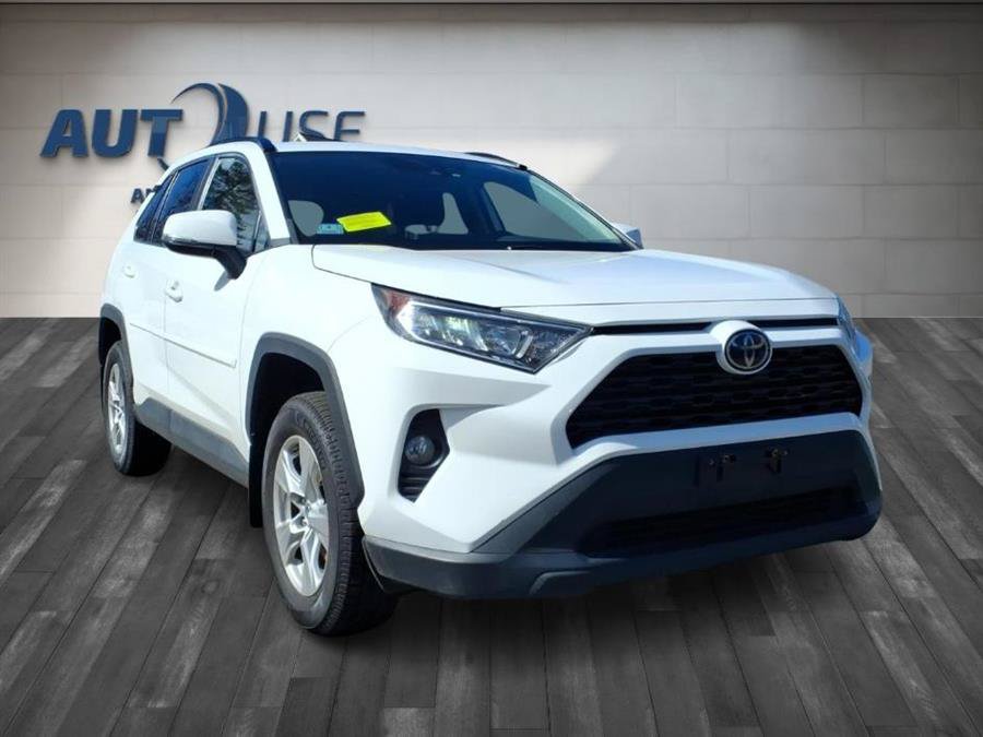 Used 2021 Toyota RAV4 XLE w/ Convenience Package AWD/4WD image 5