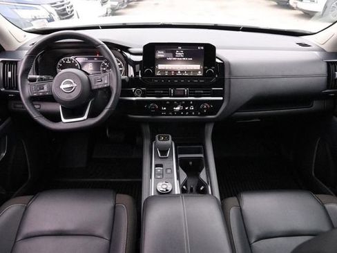 Certified 2024 Nissan Pathfinder SL w/ SL Premium Package AWD/4WD image 24