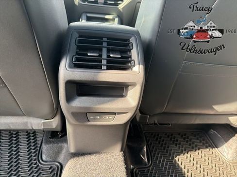 New 2026 Volkswagen Tiguan SE R-Line image 21