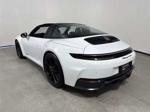 Certified 2025 Porsche 911 Targa 4 GTS image 3