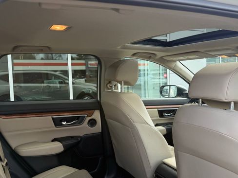 Used 2017 Honda CR-V Touring image 22