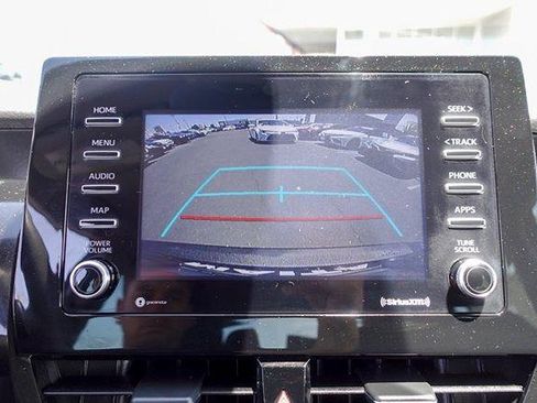 Used 2021 Toyota Camry LE FWD image 21