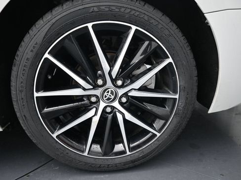 Used 2023 Toyota Camry SE FWD image 15