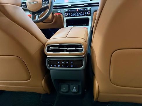 Used 2025 Genesis GV80 3.5T Prestige image 26