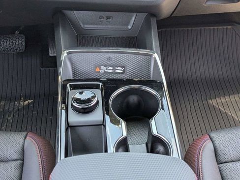 New 2026 Chevrolet Equinox RS w/ Convenience Package III FWD image 19