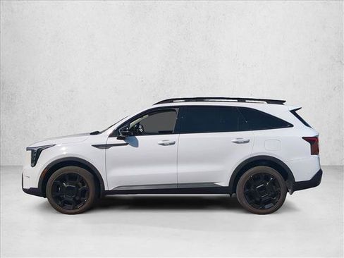 Used 2025 Kia Sorento SX AWD/4WD image 9