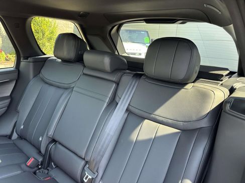 New 2025 Land Rover Range Rover SE AWD/4WD image 21