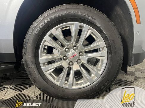 Used 2025 GMC Yukon Denali AWD/4WD image 35