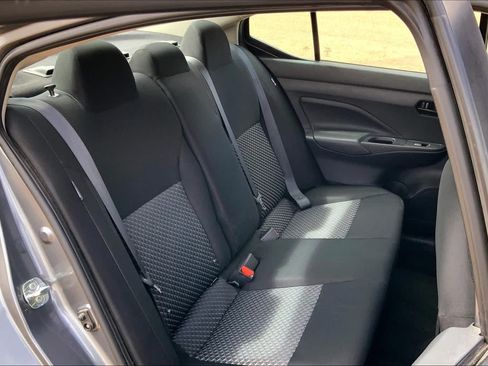 Used 2020 Nissan Versa S FWD image 19
