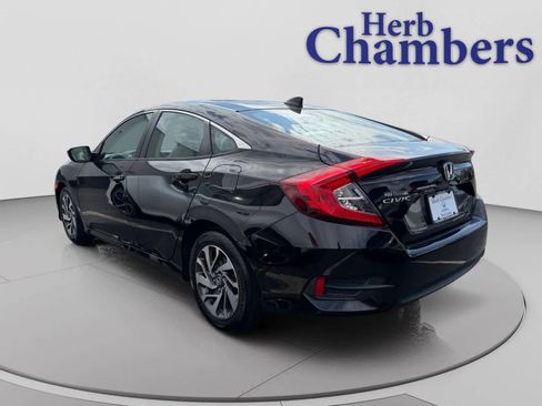 Used 2018 Honda Civic EX image 3