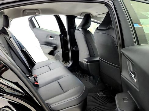 Used 2026 Toyota Prius AWD image 17