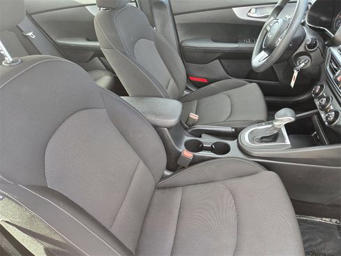 Certified 2024 Kia Forte LXS image 19