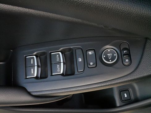 Used 2022 Honda Accord Sport image 19