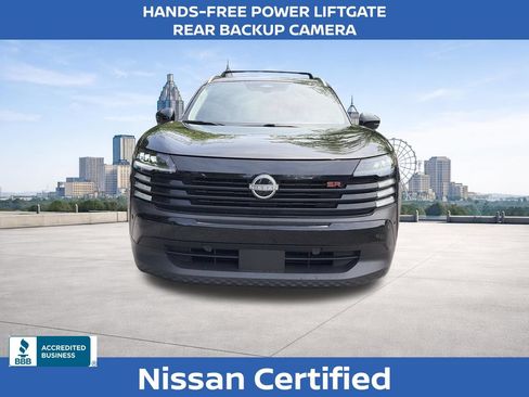 Used 2025 Nissan Kicks SR w/ SR Premium Package FWD image 8