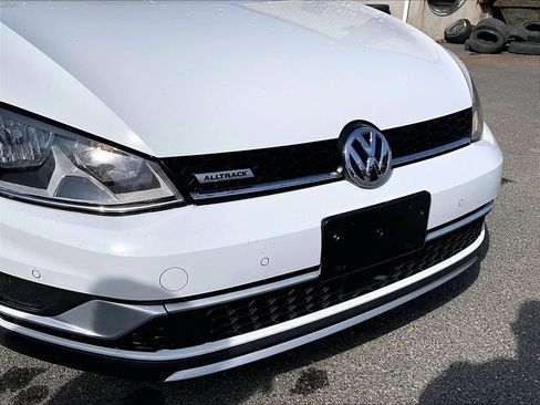 Used 2017 Volkswagen Golf Alltrack SE AWD/4WD image 26