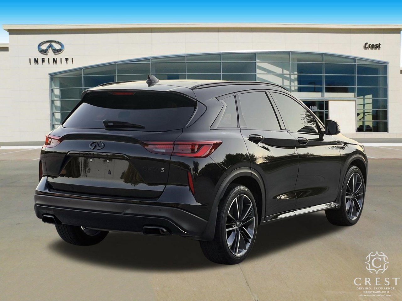 Used 2024 INFINITI QX50 Sport FWD image 3