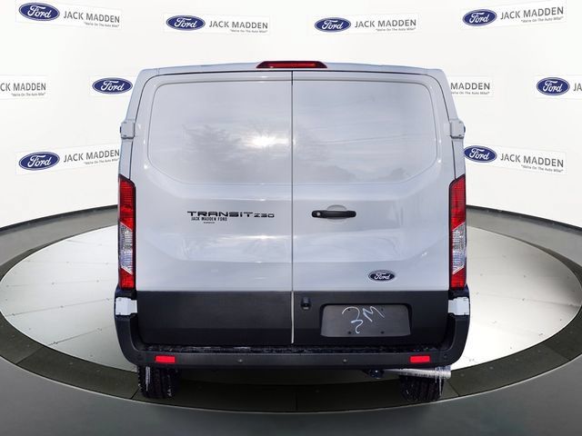 New 2026 Ford Transit 250 Low Roof RWD image 4
