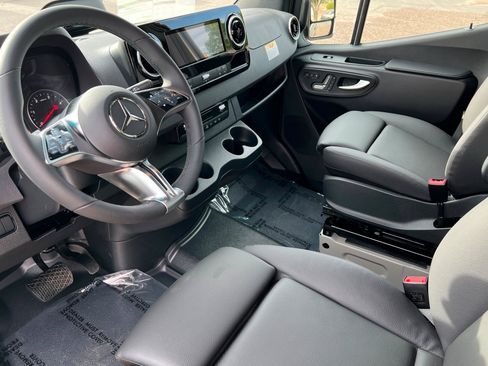 New 2026 Mercedes-Benz Sprinter 2500 image 15