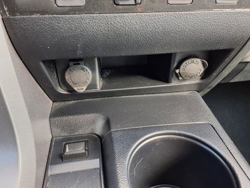 Used 2012 Toyota Tundra 2WD CrewMax w/ SR5 Pkg image 7