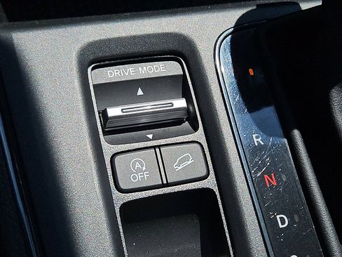 Used 2023 Honda CR-V EX image 25