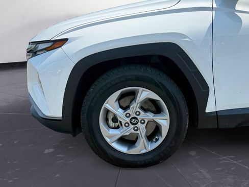 Used 2024 Hyundai Tucson SE AWD/4WD image 15