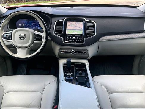 Used 2025 Volvo XC90 B6 Plus w/ Protection Package Premier AWD/4WD image 20