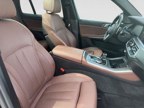Used 2022 BMW X5 M50i w/ Premium Package AWD/4WD image 16