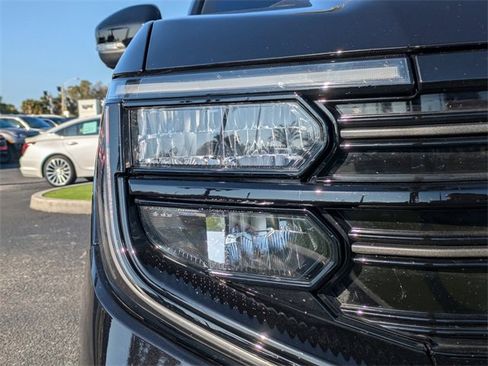 Used 2025 Ford Expedition Max Platinum w/ Stealth Performance Package image 7