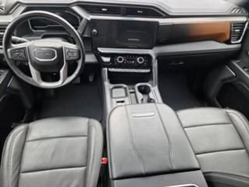 Used 2024 GMC Sierra 2500 Denali w/ Denali Reserve Package image 4