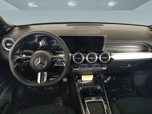 New 2024 Mercedes-Benz GLB 250 image 17