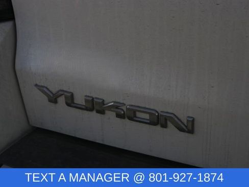 Used 2019 GMC Yukon Denali image 7