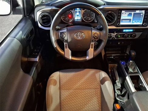 Certified 2022 Toyota Tacoma SR5 image 18