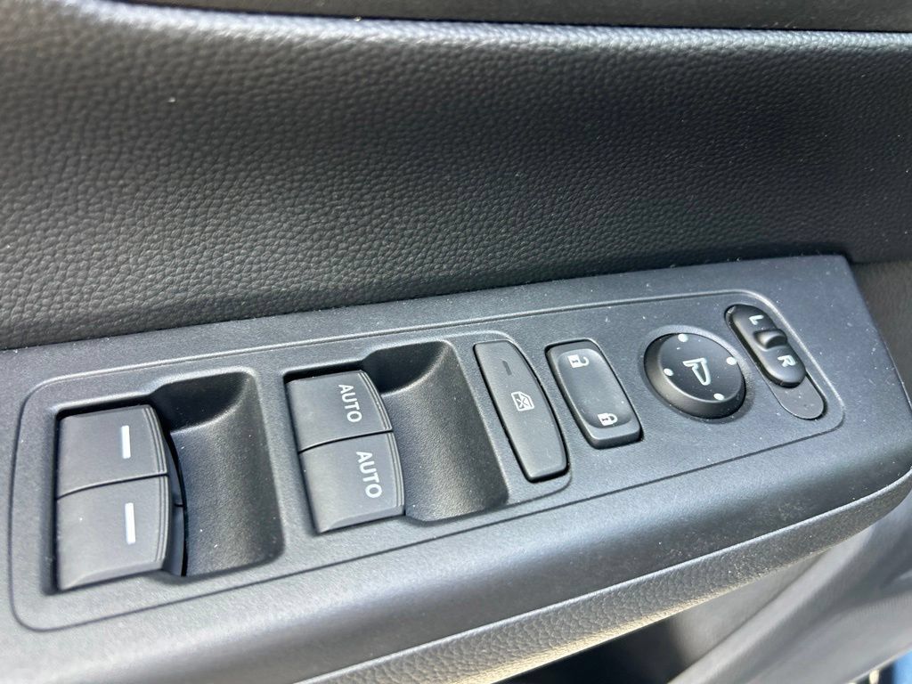 Used 2023 Honda CR-V Sport image 23