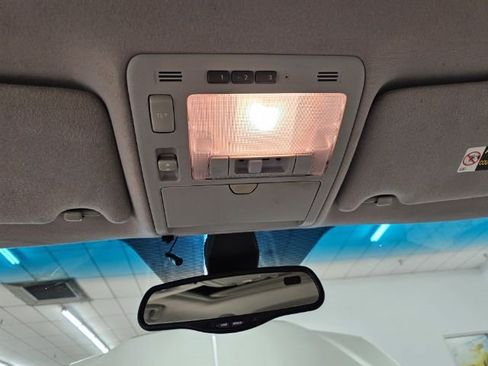 Used 2005 Lexus RX 330 AWD image 20