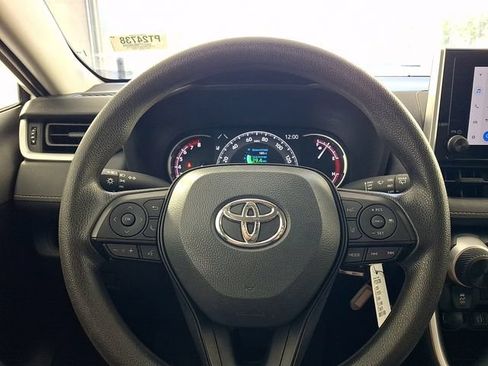 Used 2024 Toyota RAV4 LE AWD/4WD image 23